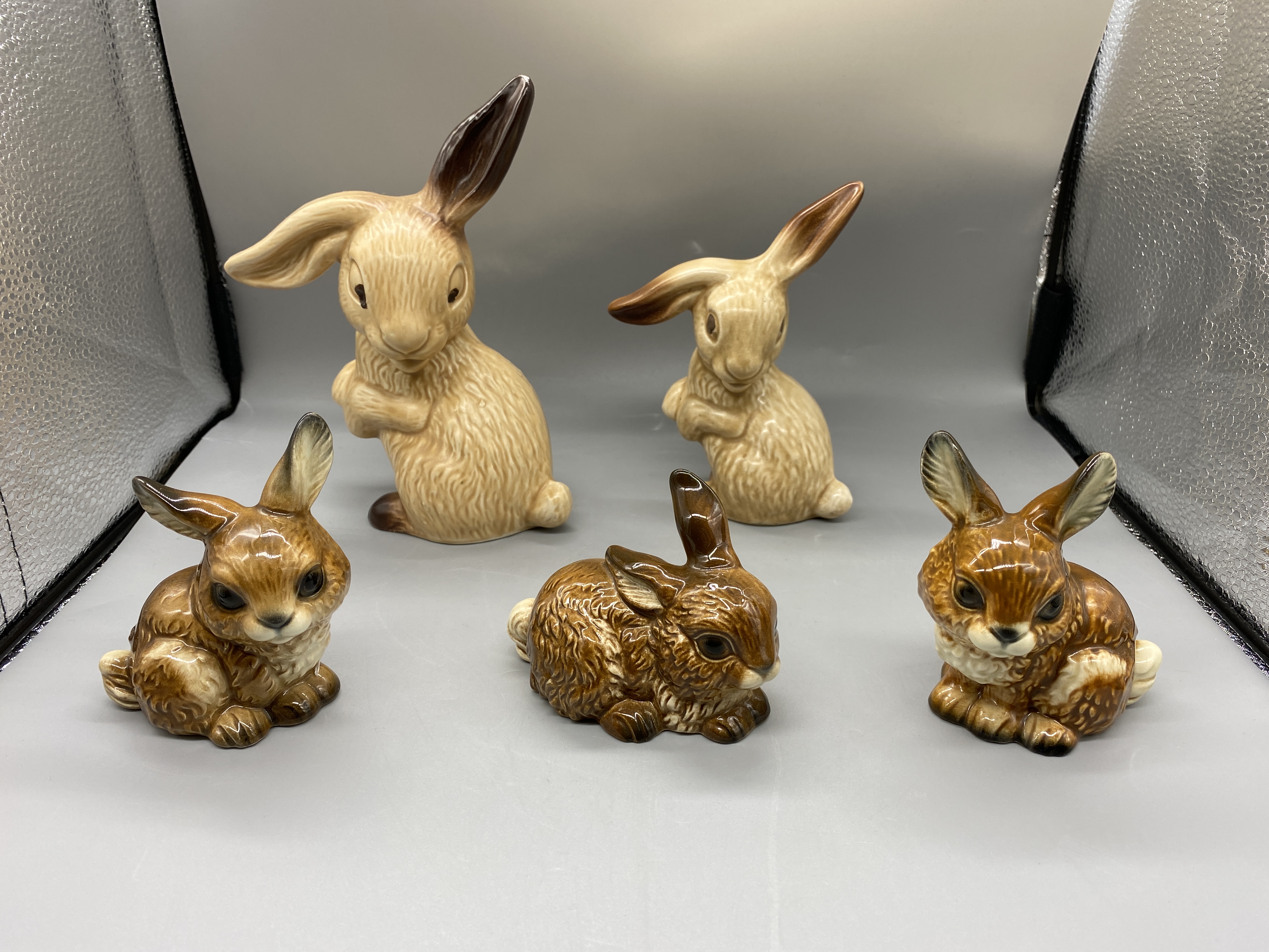 Set of 2 Sylvac and Set of 3 Goebel Rabbit Figures - Image 2 of 8