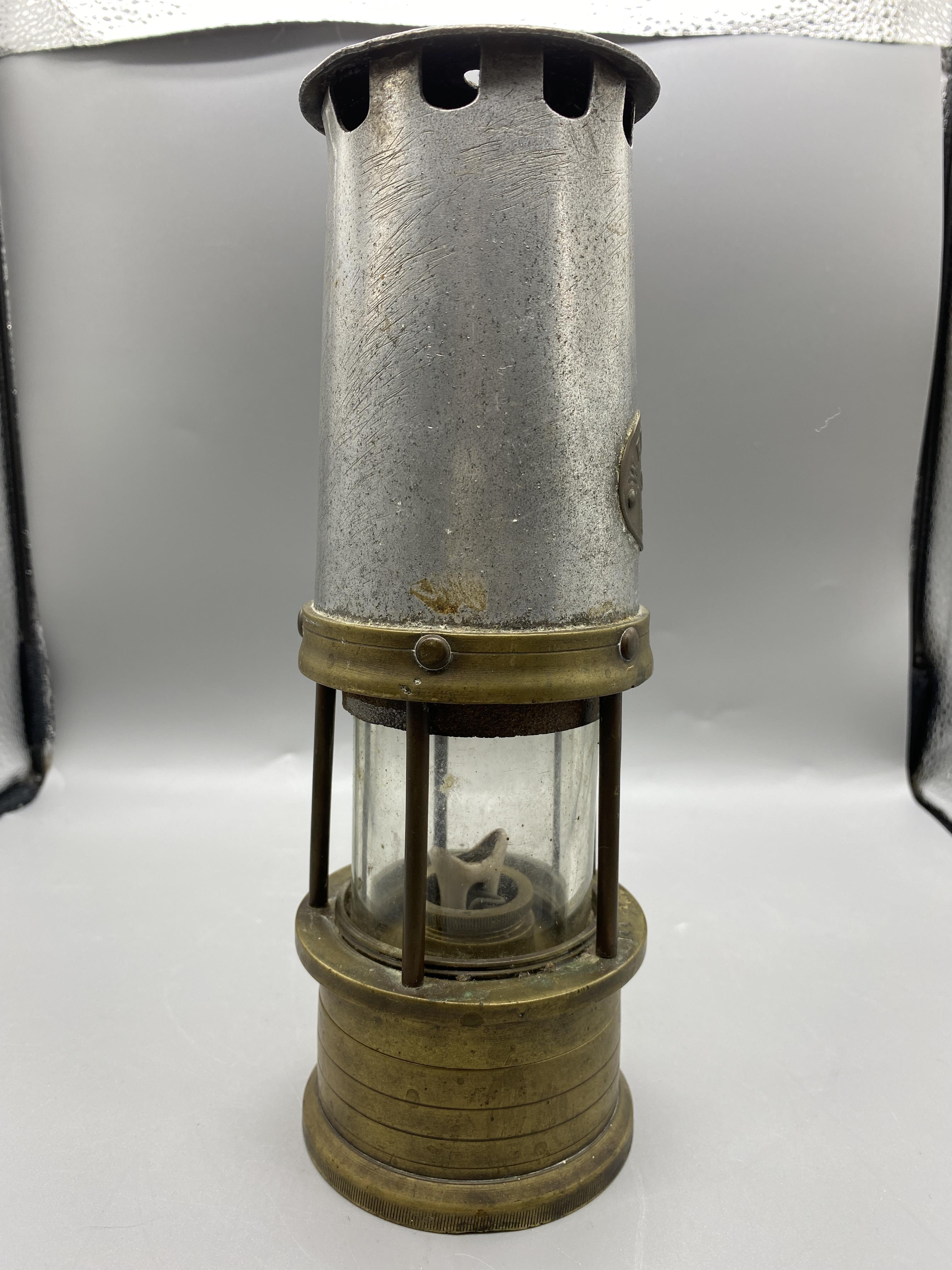 W. E. Teale & Co Ltd Swinton Lancs Miners' Lamp G - Image 4 of 9