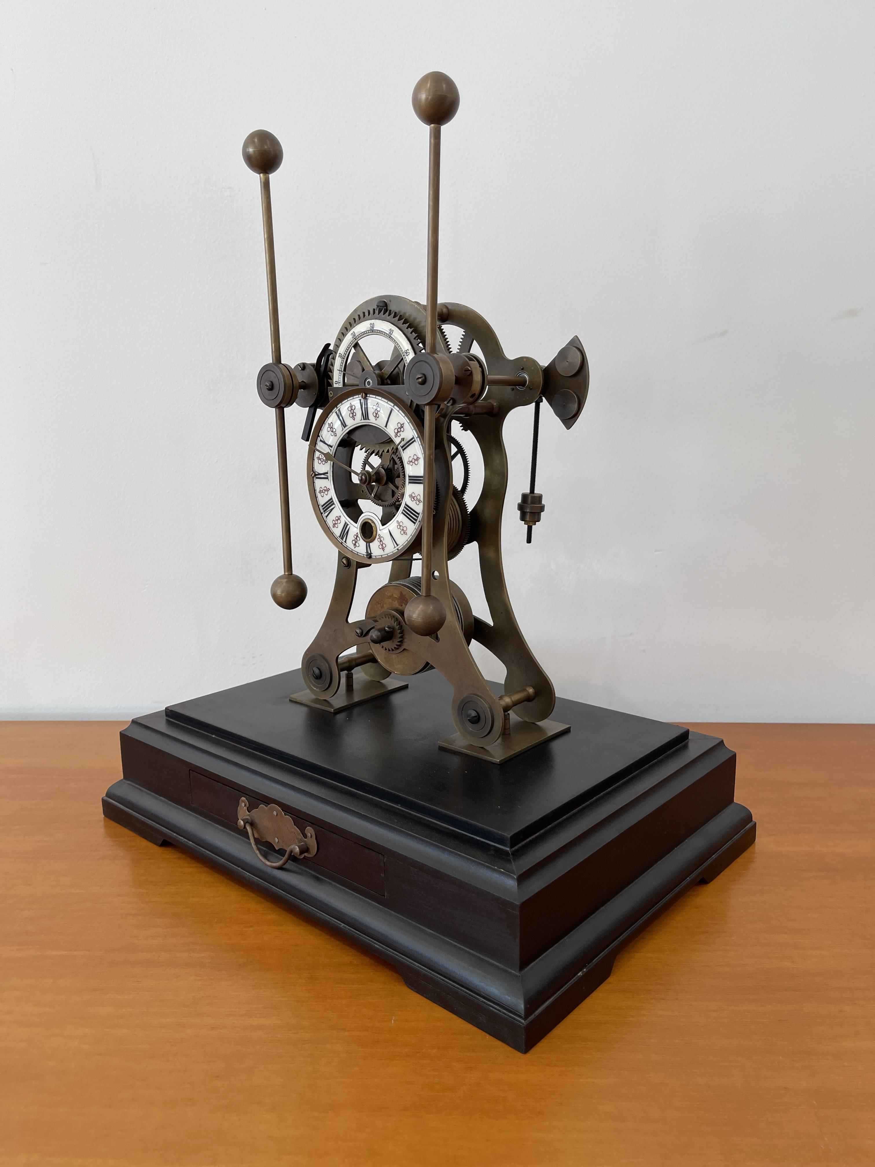 European Retro Bronze Glass Seafaring Mechanical Glasshopper Swing Table Clock - Image 4 of 19