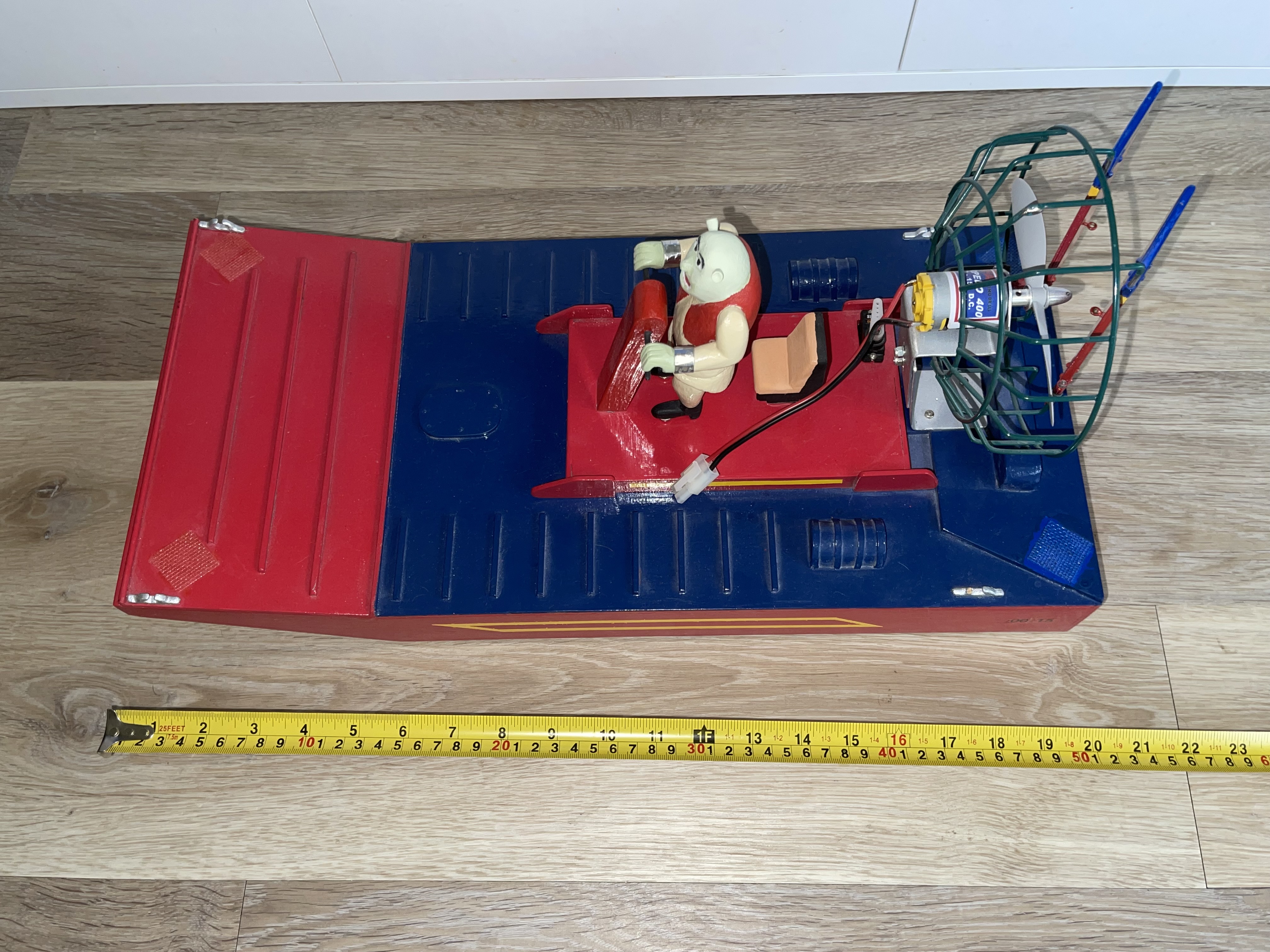 Vintage Wooden Hovercraft Toy - Image 7 of 8