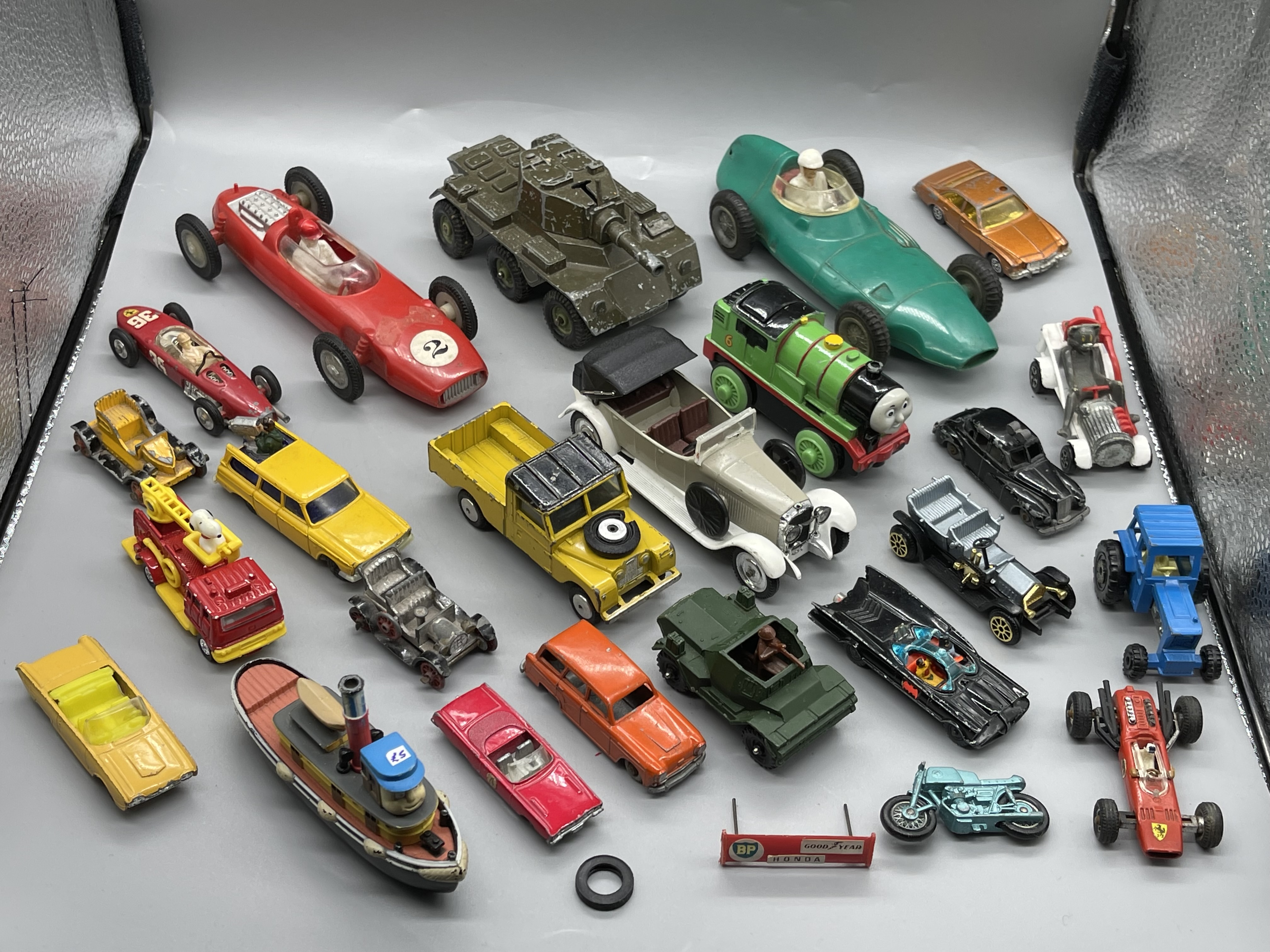 Quantity of assorted toy vehicle models - Image 9 of 9