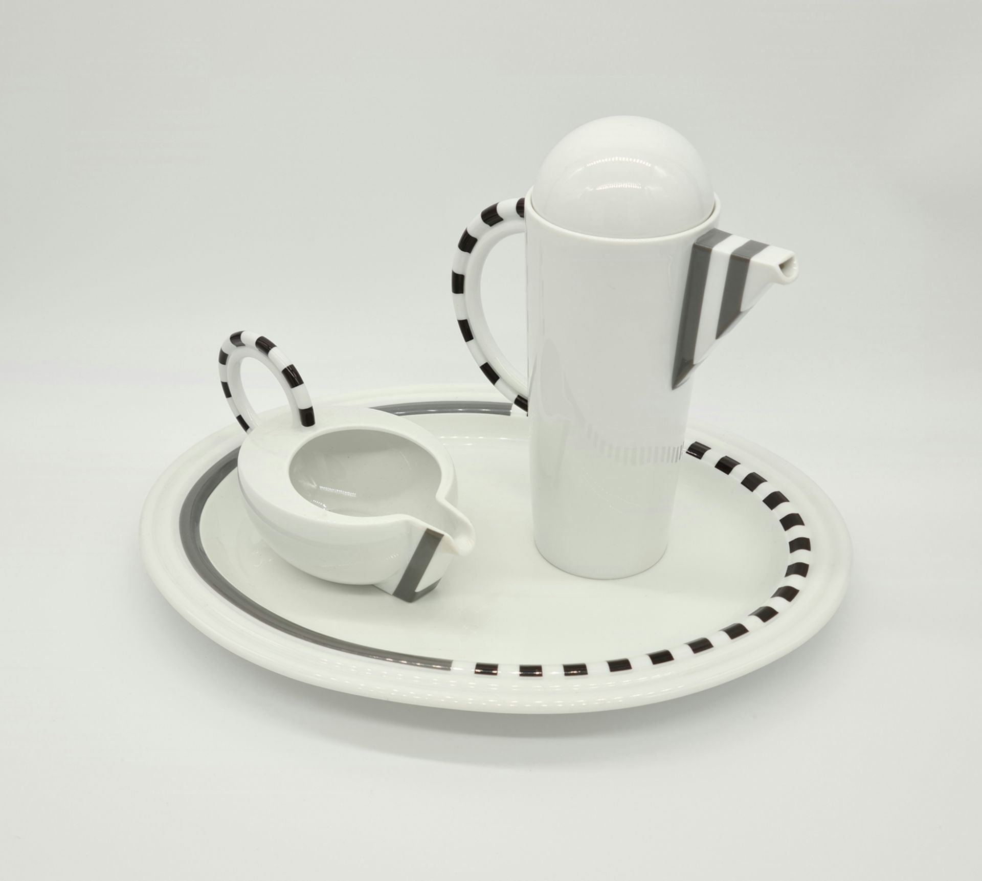 Rosenthal Porzellan, Art-Deco Stil, Tablett mit Ausgießer und Kaffeekanne, Größ