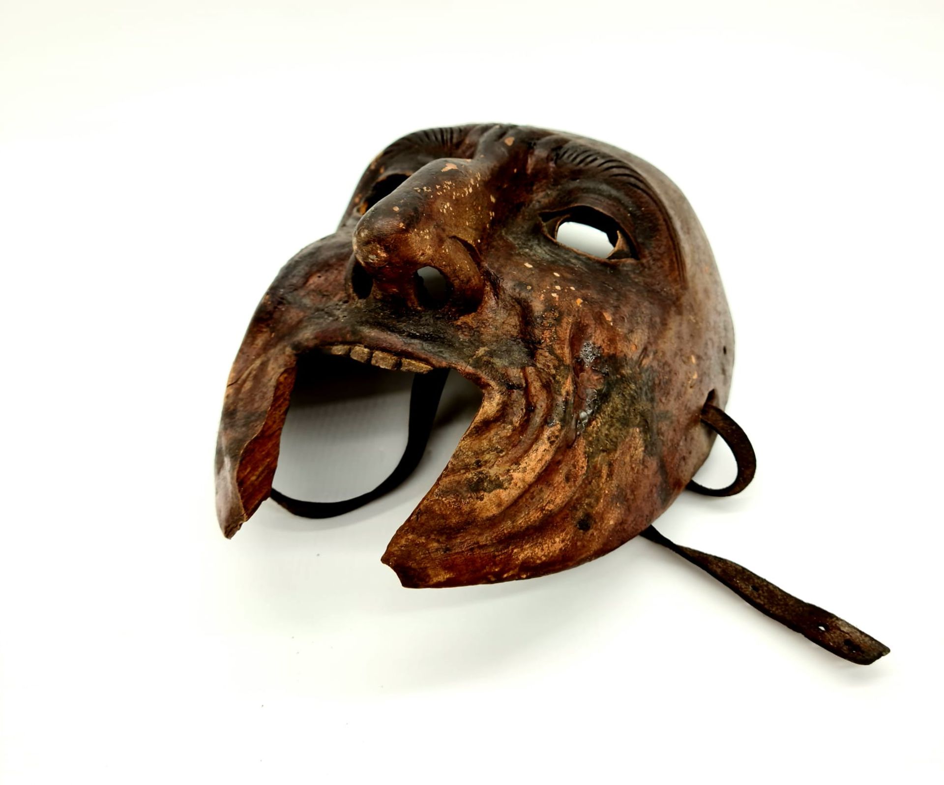 Perchtenmaske, Holz geschnitzt, Tirol , 19.Jhd., Größe: 23x17cm, beschädigt, - Image 4 of 7