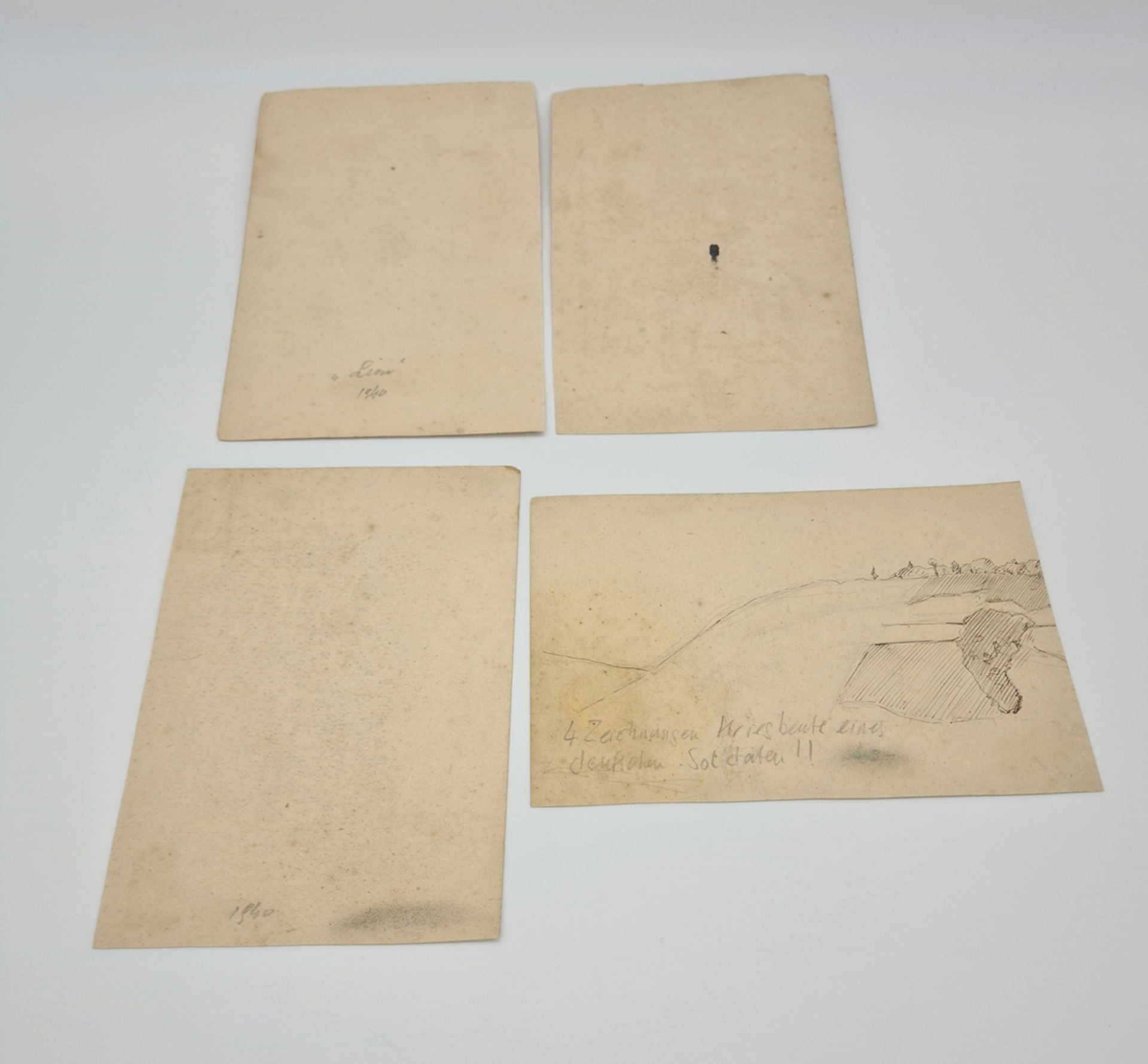 4 Stück Handzeichnungen, Rückseite beschriftet: Kriegbeute eines deutschen Soldaten, Größe je: 15,5 - Image 4 of 4