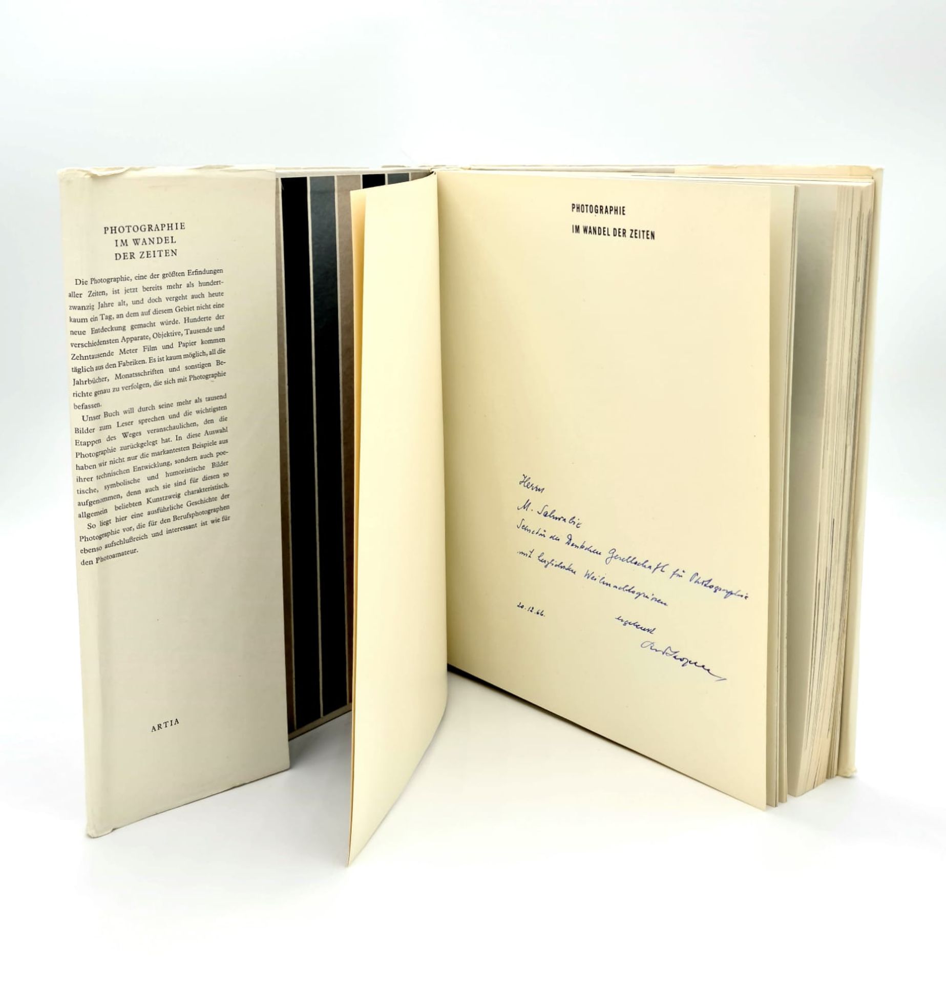 Rudolf Skopec, Photographie im Wandel der Zeit, Handsigniert, 1964 Artia Praha Verlag, - Image 2 of 3