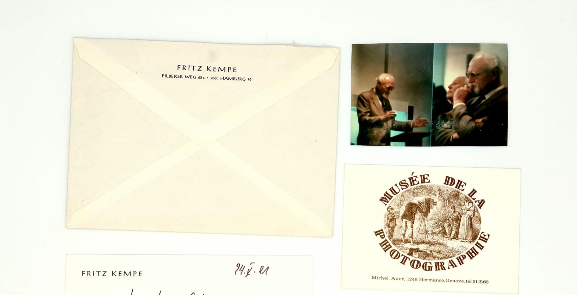 Fritz Kempe, Briefwechsel an Marian Schwabik , 1970 und 1981 mit Umschlag und 2 Fotos, - Image 3 of 3
