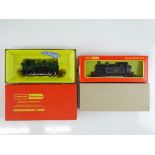 A pair of small OO Gauge steam tank locomotives by TRI-ANG / HORNBY - G/VG in G/VG boxes (2)