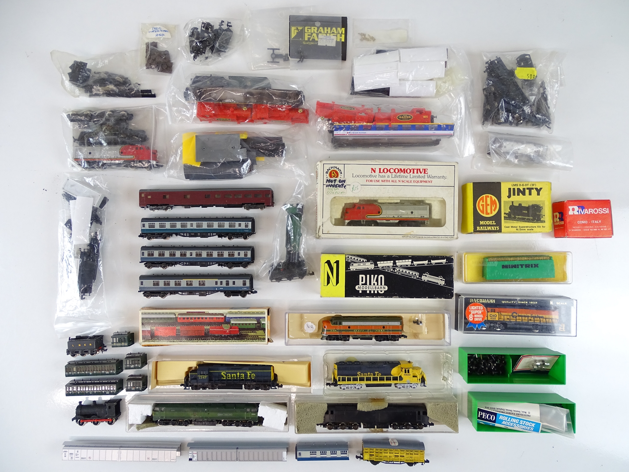 A large group of spares and accessories for N Gauge including a quantity of British and American