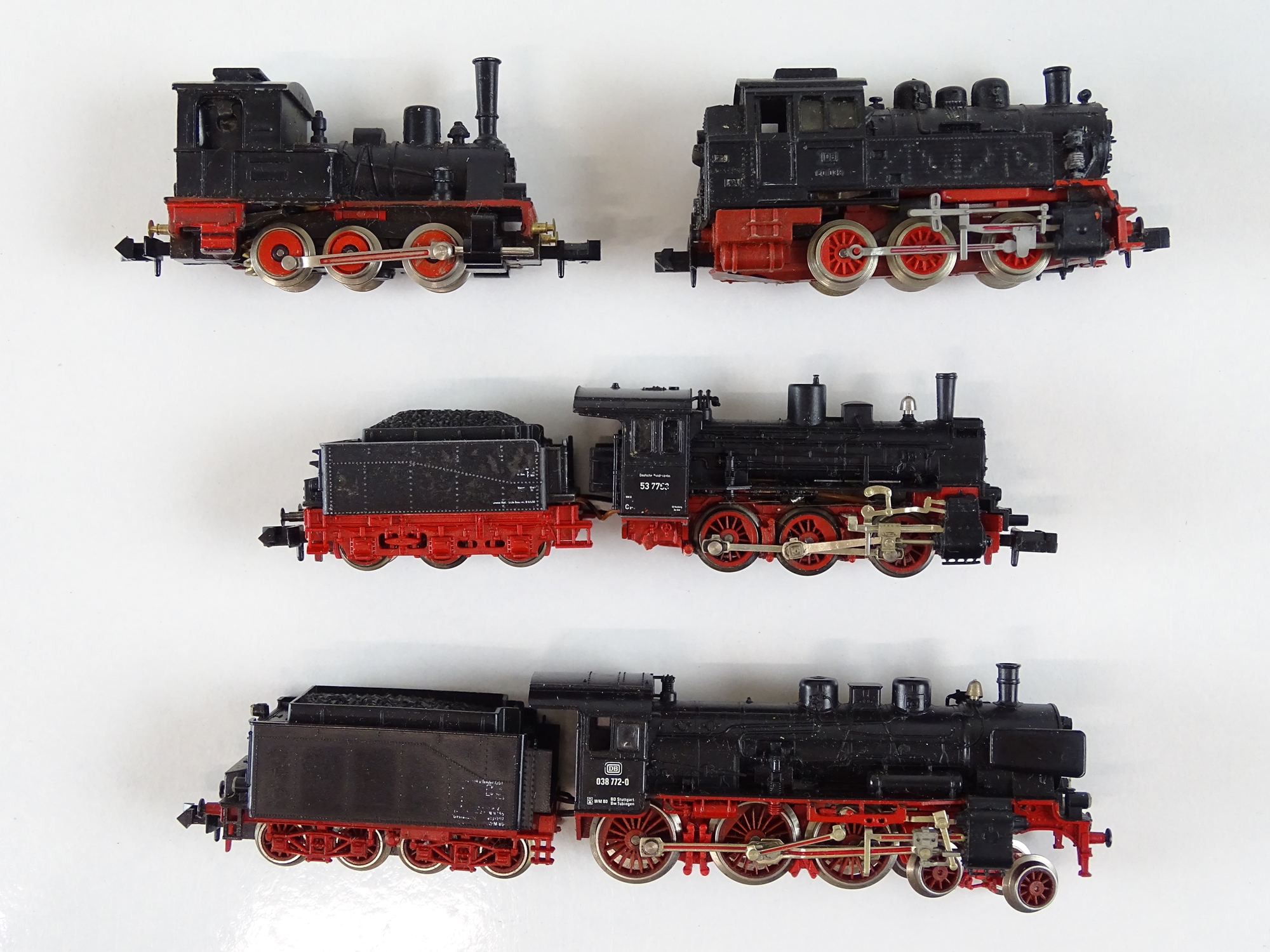 A group of unboxed German Outline N Gauge steam locomotives by ARNOLD, FLEISCHMANN and MINITRIX -