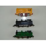 A group of HORNBY DUBLO small locos to include 2 x class R1 tank locos and 1 x diesel starter set