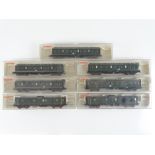 A group of HO Gauge German Outline passenger coaches by FLEISCHMANN - G in G boxes (7)