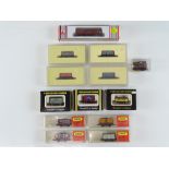 A quantity of boxed N Gauge wagons and vans by DAPOL, FARISH, MINITRIX and LIMA - G in G boxes (13)