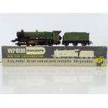 A WRENN W2221 Castle Class steam locomotive 'Cardiff Castle' in BR green - G/VG in G period 3 box