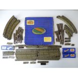 A large quantity of mostly unboxed HORNBY DUBLO 3-rail track together with a boxed turntable - G