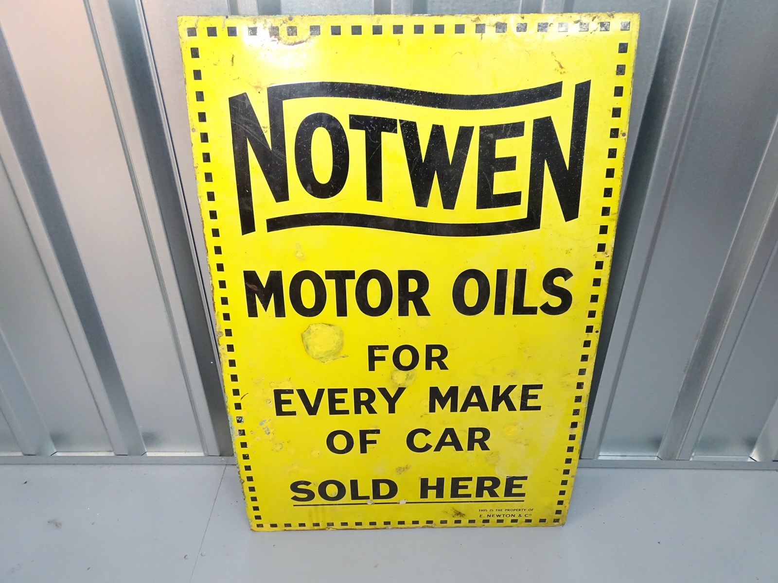 NOTWEN MOTOR OILS (24" x 36") - enamel single sided advertising sign