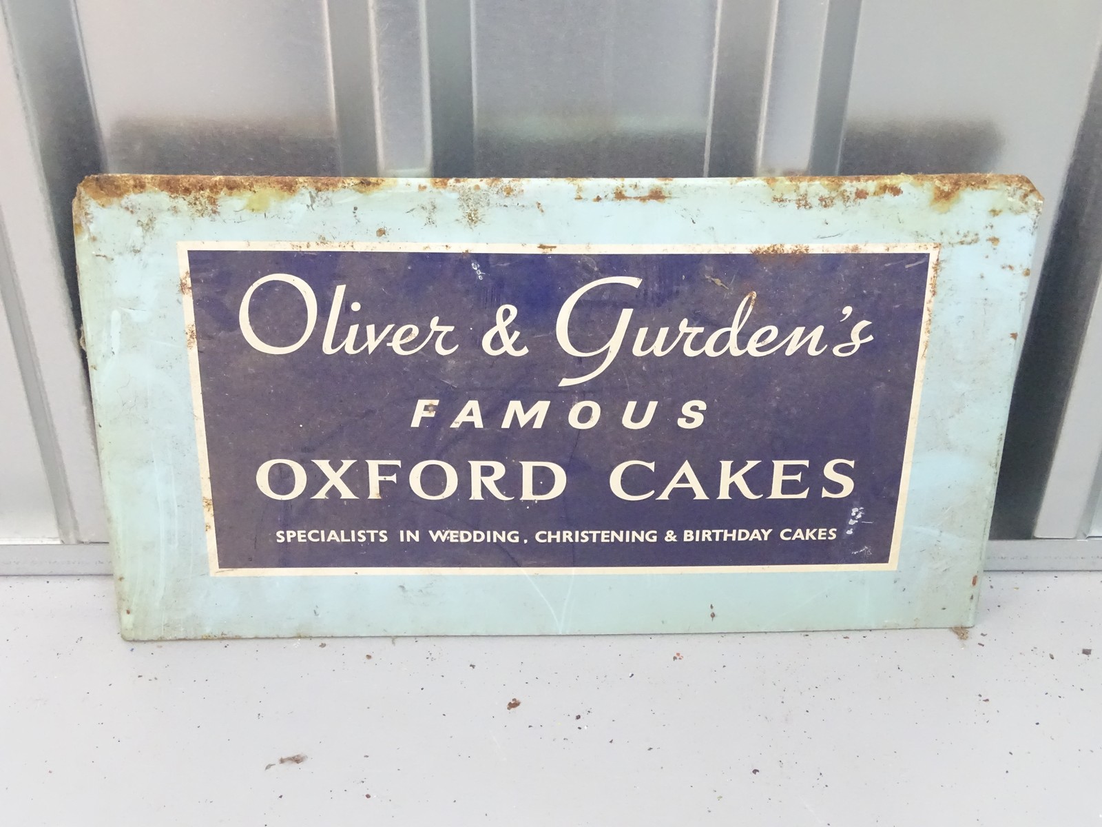OLIVER & GURDEN'S (20" x 11") 'Famous Oxford Cakes' - tin single sided advertising sign