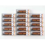 A group of N gauge German outline heavy duty hopper wagons by ROCO - VG in G boxes (16)