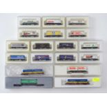 A group of MARKLIN Z Gauge European Outline container wagons - VG in G boxes (18)