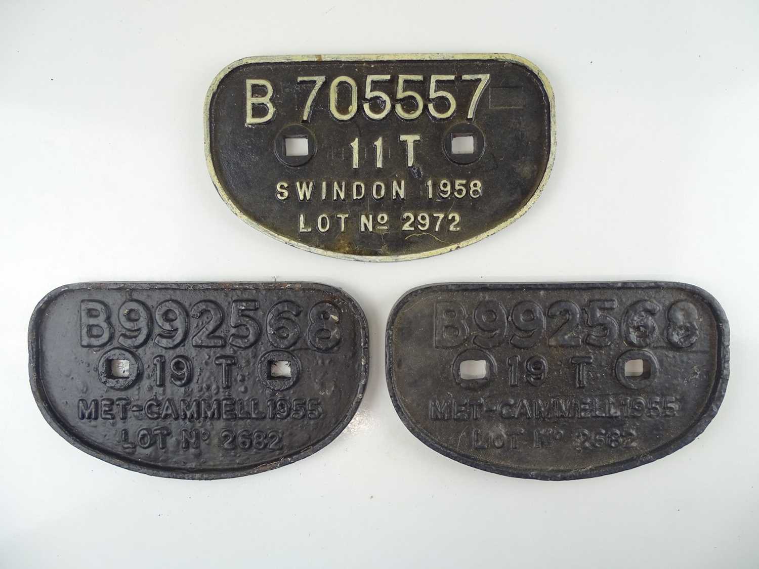 A group of three BR cast iron wagon plates (3)