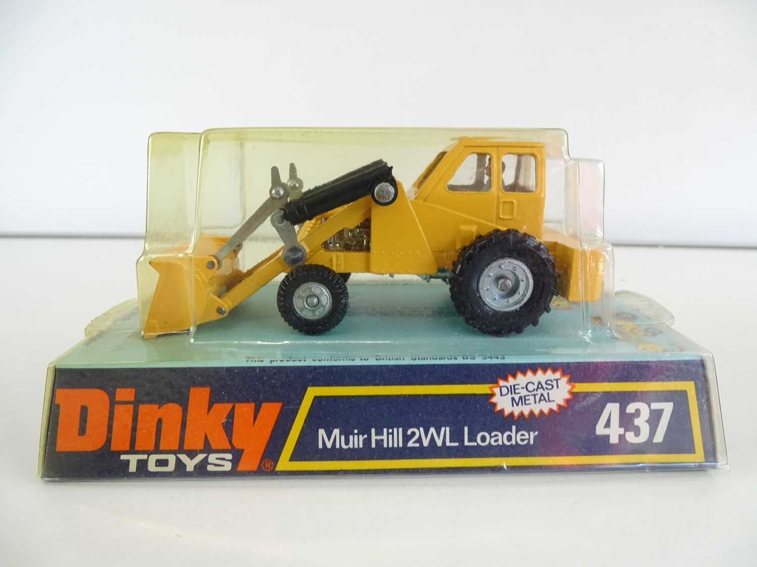 A group of DINKY tractors comprising 305, 308 and 437 - G/VG in G boxes (3) - Image 4 of 4