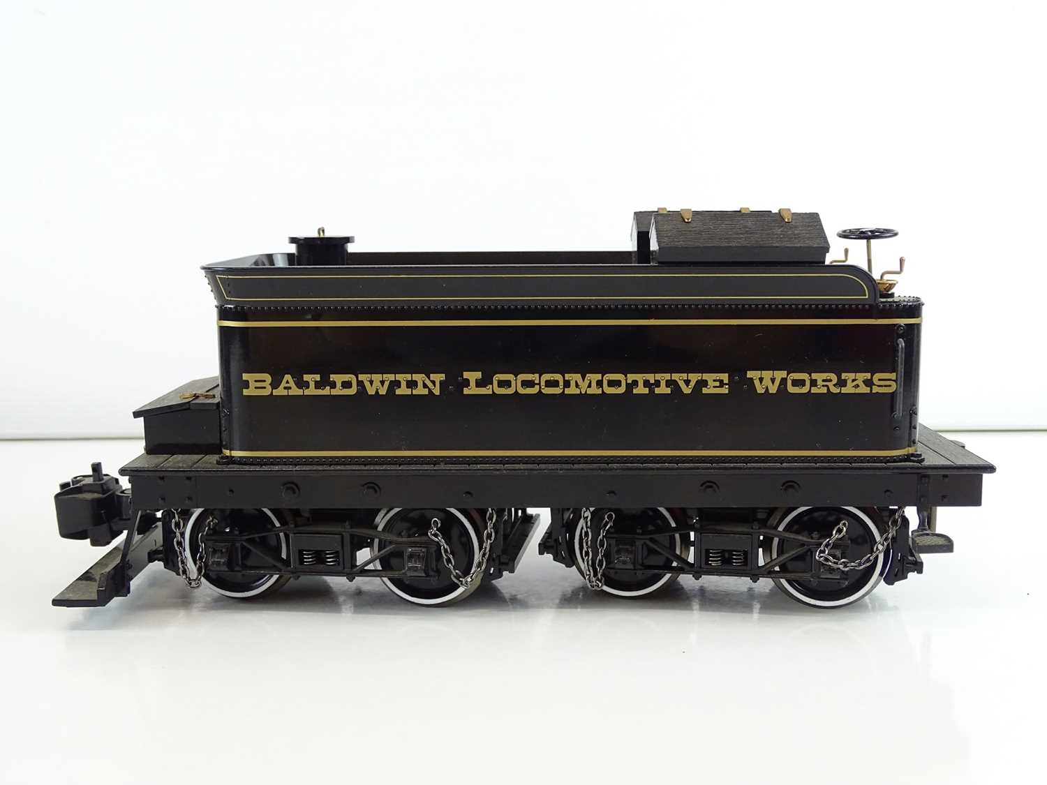 A SPECTRUM American outline G scale narrow gauge 1:20.3 81495 Baldwin Demonstrator 2-6-0 Mogul steam - Image 7 of 8