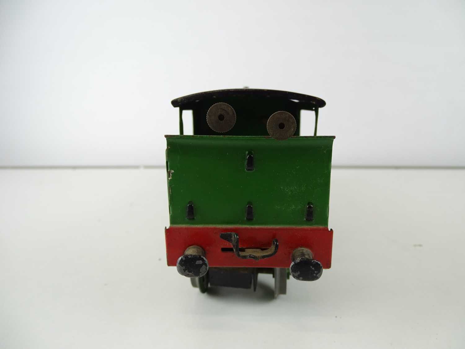 A HORNBY O Gauge clockwork No.2 4-4-2 steam locomotive repainted in green livery - F/G in plain box - Image 4 of 6