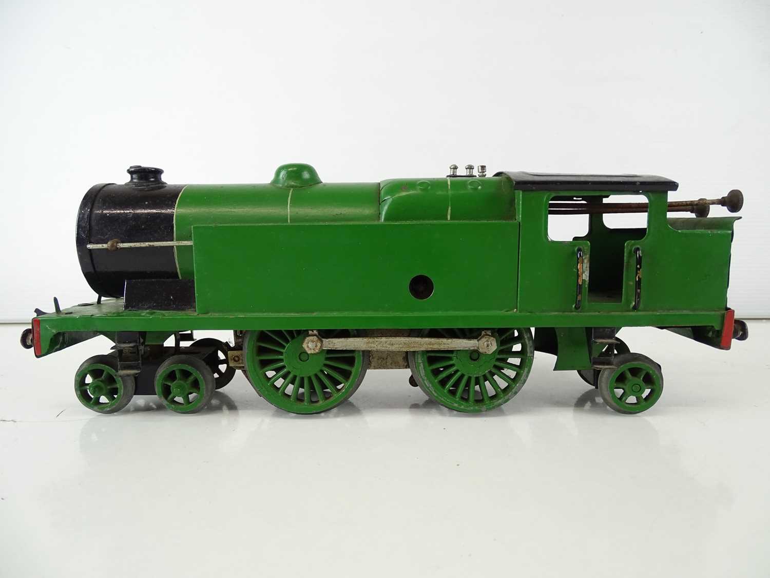 A HORNBY O Gauge clockwork No.2 4-4-2 steam locomotive repainted in green livery - F/G in plain box - Image 2 of 6