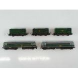 A group of TRI-ANG TT Gauge diesel locos comprising 3 x Class 08 shunters and 2 x Class 31 - F/G (