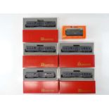 A group of Italian Outline HO Gauge coaches by RIVAROSSI in FS livery - VG in G boxes (6)