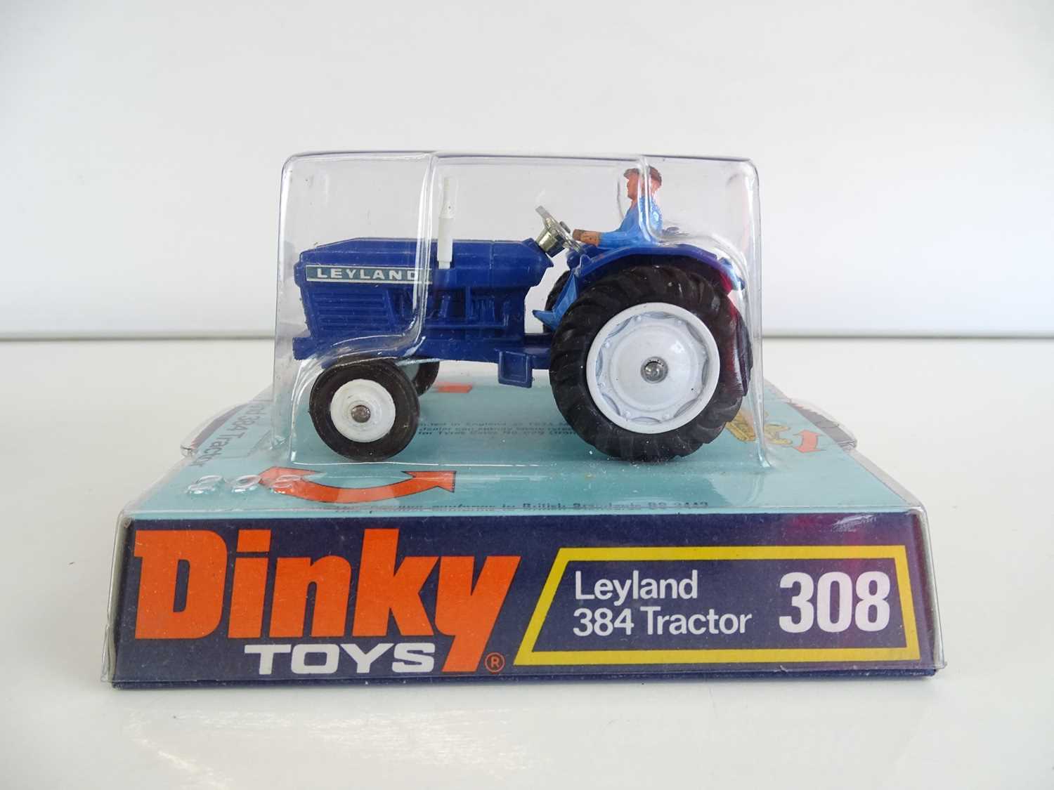 A group of DINKY tractors comprising 305, 308 and 437 - G/VG in G boxes (3) - Image 2 of 4