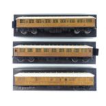 A group of O Gauge scratch/kitbuilt standard scale Gresley teak coaches - G in plain boxes (3)