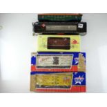 A group of American outline G Scale wagons by USA TRAINS and ARISTOCRAFT - G/VG in P/F boxes (4)