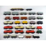 A group of TRI-ANG TT Gauge unboxed wagons - G (30)