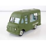 A CORGI 359 Commer Army Field Kitchen - VG in G/VG box