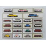 A mixed group of MARKLIN Z gauge wagons - VG in G/VG boxes (21)