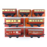 A group of HORNBY O gauge coaches from the No.21, No.31 and No.51 ranges - VG/E in G/VG boxes (7)