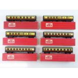 A group of HORNBY DUBLO OO gauge Super Detail corridor coaches in BR(W) brown/cream - G/VG in G