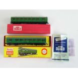 A HORNBY DUBLO 2250/4150 OO gauge BR(S) Electric Motor Coach with Driving Trailer 2 car EMU in green