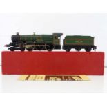 A HORNBY DUBLO 2220 OO gauge Castle class steam locomotive in BR green "Denbigh Castle" - VG in G