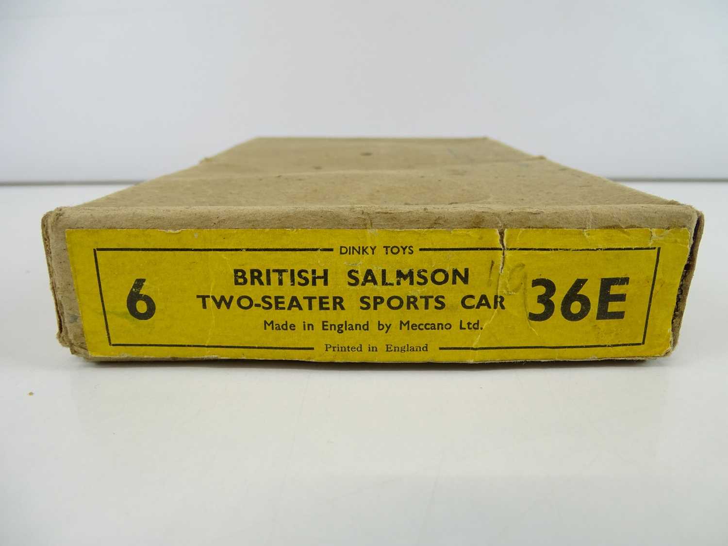 A DINKY 36E British Salmson Two Seater Sports Car trade box complete with 6 examples of the model, 3 - Image 3 of 11