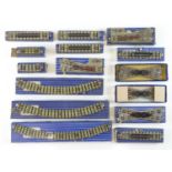 A group of HORNBY DUBLO 3-rail track, all in original boxes - G/VG in G boxes (15)