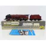 A WRENN OO gauge W2226/A Duchess class steam locomotive in BR maroon "City of Carlisle" - VG in G/VG