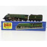 A HORNBY DUBLO 3211 OO gauge 3-rail class A4 steam locomotive in BR green "Mallard" - G in F repro