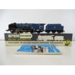 A WRENN OO Gauge W2229 Duchess class steam locomotive in BR blue "City of Glasgow" - VG in a G/VG