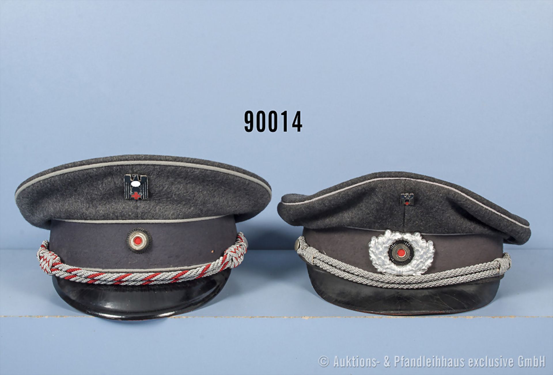 Konv. 2 Schirmmützen für Führer 3. Reich, komplett mit Effekten, 1 x mal Knautschschirm,...