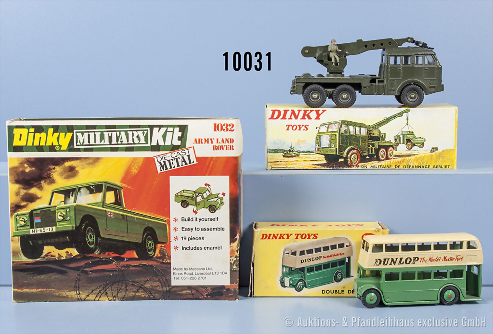 Konv. Dinky Toys, dabei 290 Double Deck Bus, 826 Militär Abschleppwagen und 1032 Army ...