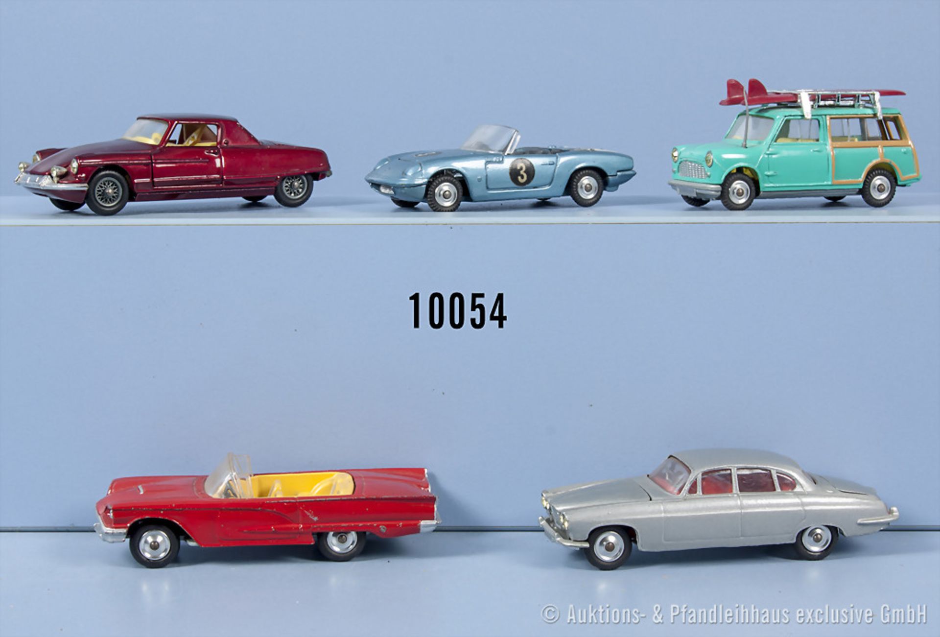 Konv. 5 Corgi Toys Modellfahrzeuge, u.a. Austin Mini Countryman, Lotus Elan S2, Ford ...