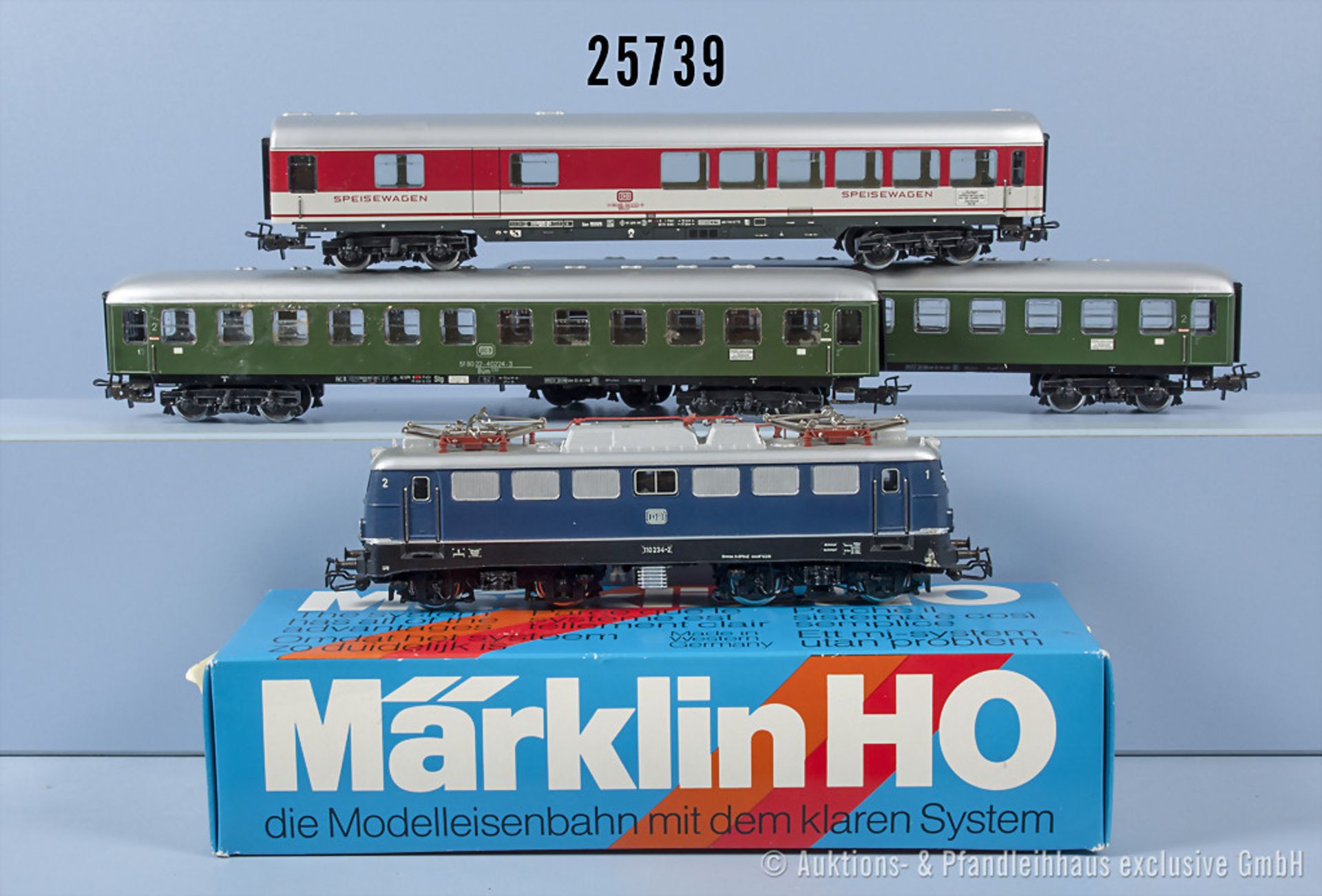 Konv. Märklin H0 D-Zug, dabei 3039 E-Lok der DB, BN 110234-2, 1 Haftreifen fehlt, 2 ...