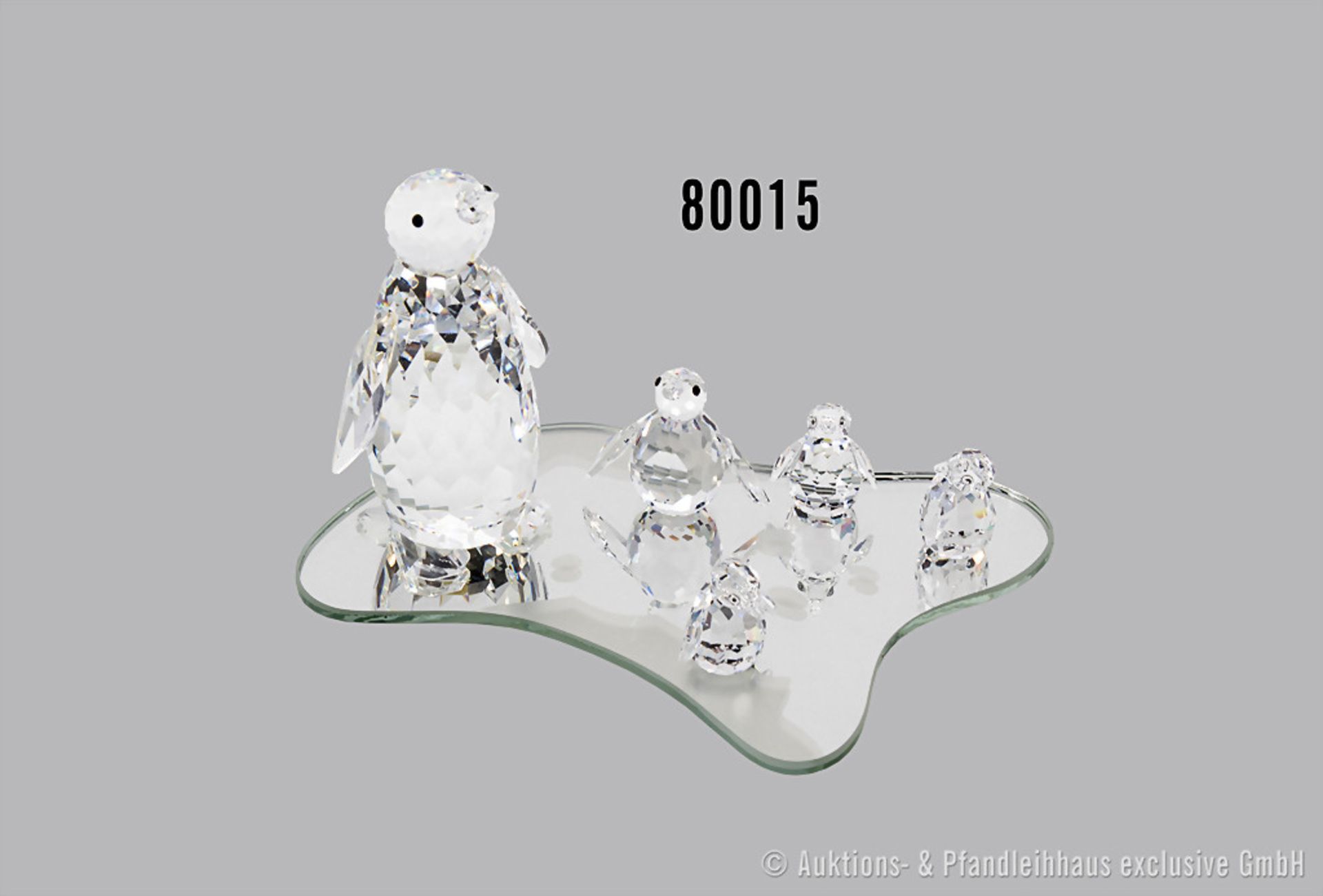 Konv. 6 Teile Swarovski, dabei 5 Pinguine auf Glasplatte, Pinguine H 8 cm, 3 cm und 3 x ...