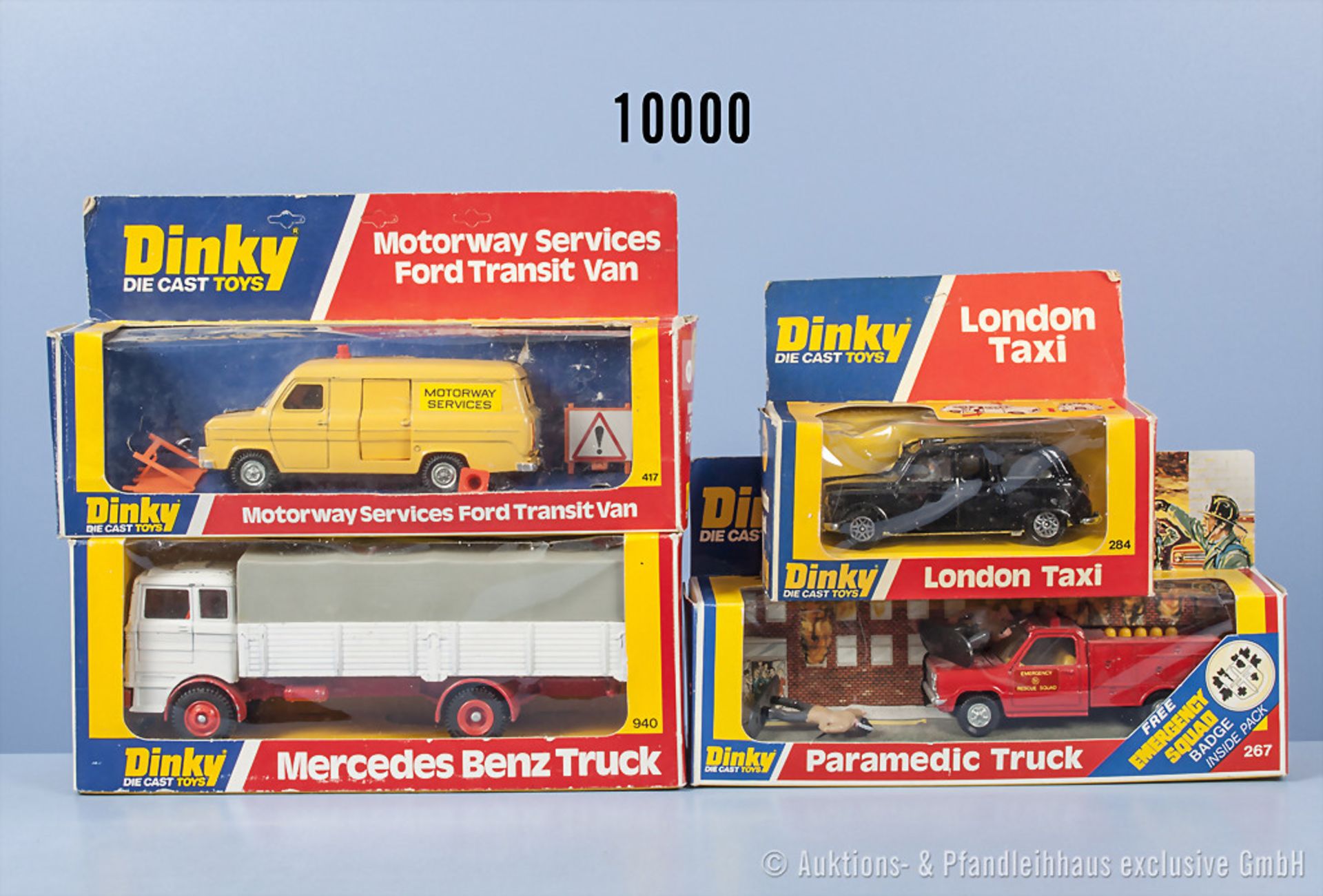Konv. 4 Dinky Toys Modellfahrzeuge, dabei 267, 284, 417 und 940, Metallausf., M 1:43, ...